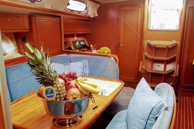 Private sailing tour at the Makarska Riviera - Introduction to the Private Sailing Tour at the Makarska Riviera