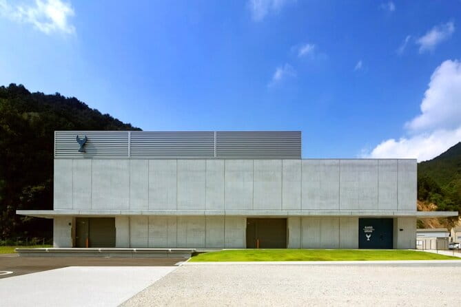 Private Sake Brewery Tour - Operating Hours