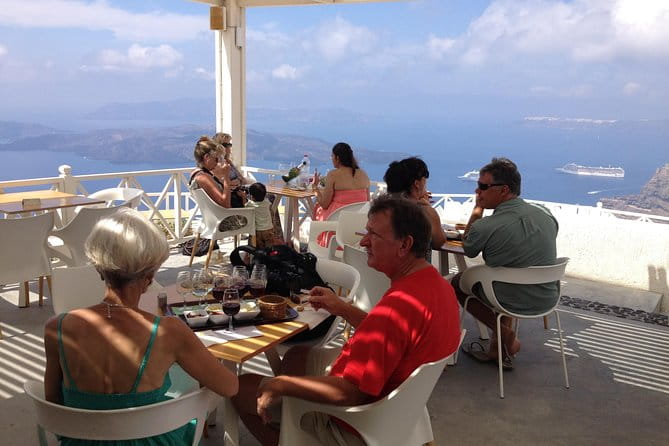 Private Santorini History and Wine Tasting 5-Hour Tour - Entering Santorini’s Ancient World at Akrotiri