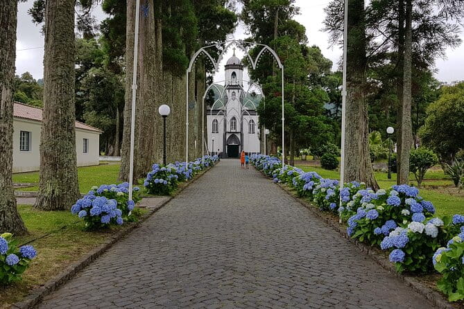 Private 'Sao Miguel Highlights' Tour for groups up to 8 - Entering São Miguel: Your Full-Day Adventure