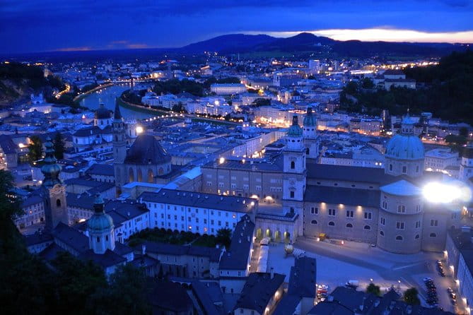 Private Scenic Transfer from Vienna to Salzburg with 4h of Sightseeing - Price and value analysis