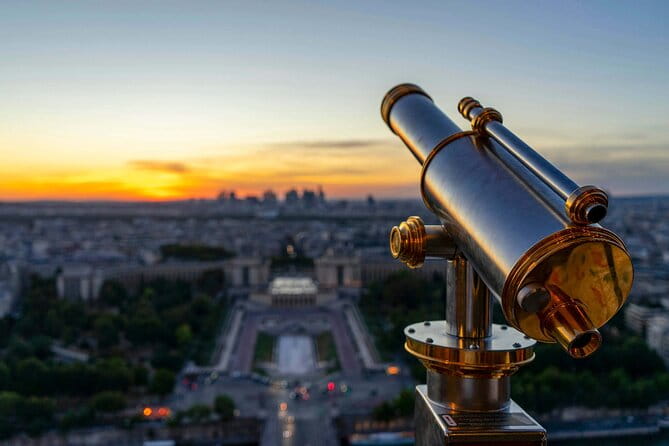 Private Self-guided Audio Tour of the Eiffel Tower (no ticket) - Exploring the Itinerary in Detail