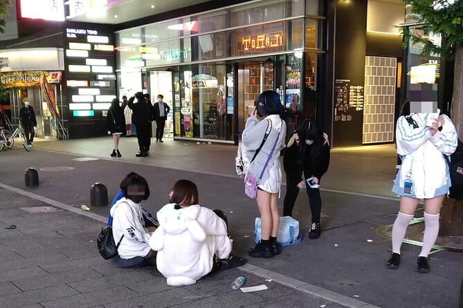 Private Shinjuku Kawasaki Tokyo Slum Walking Tour With Transfer - Additional Tips for a Successful Tour