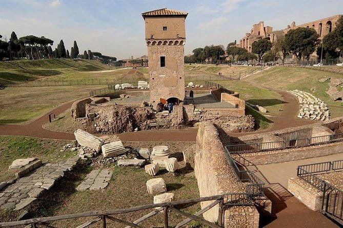 Private shore excursion to Rome from Civitavecchia port - Visiting the Pantheon and Fontana di Trevi