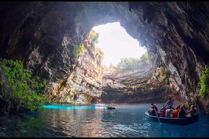 Private Shorex: Melissani,Drogarati, Myrtos & Wine tasting - Introduction: An In-Depth Look at Kefalonia’s Must-See Private Day Tour