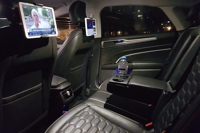 Private Shuttle from Charles de Gaulle Airport to Paris: Premium Service - Price and Logistics: Is It Worth It?