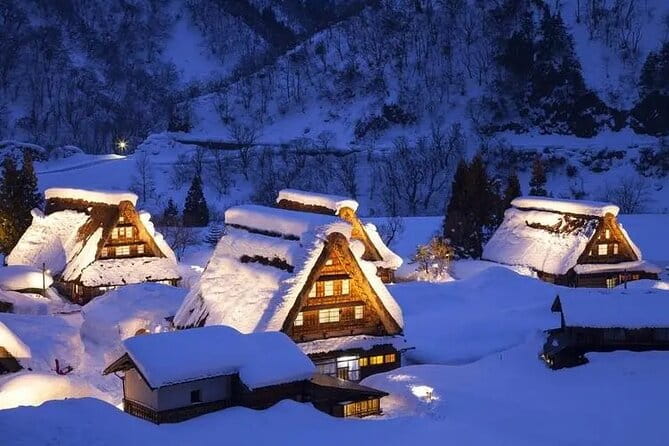 Private Sightseeing Tour to Shirakawago and Takayama From Nagoya - Itinerary: Exploring Shirakawago
