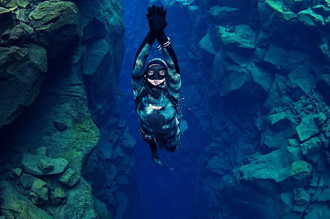 Private Silfra Freedive Tour - Who Is This Tour Best Suited For?