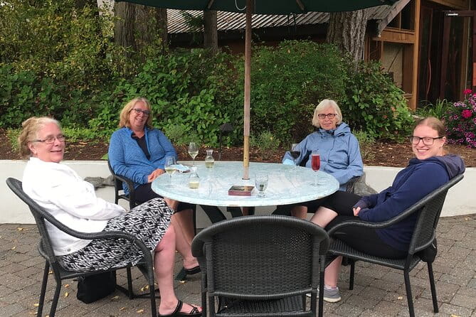 Private Small Group Transportation Cowichan Valley Wineries - Chauffeur-driven Experience