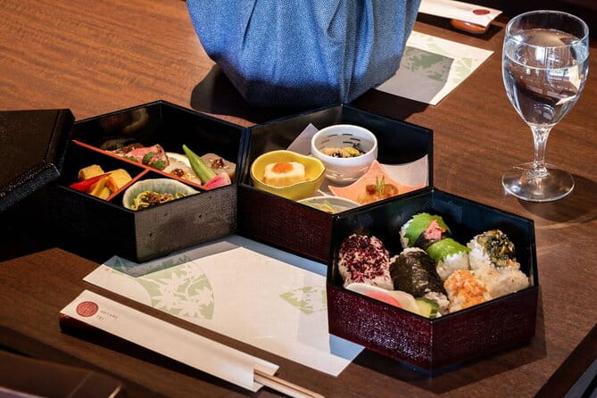 Private Snow Monkey Tour - Conveniently Resort Hop and Sightsee - Exploring the Stunning Zenko-ji Temple