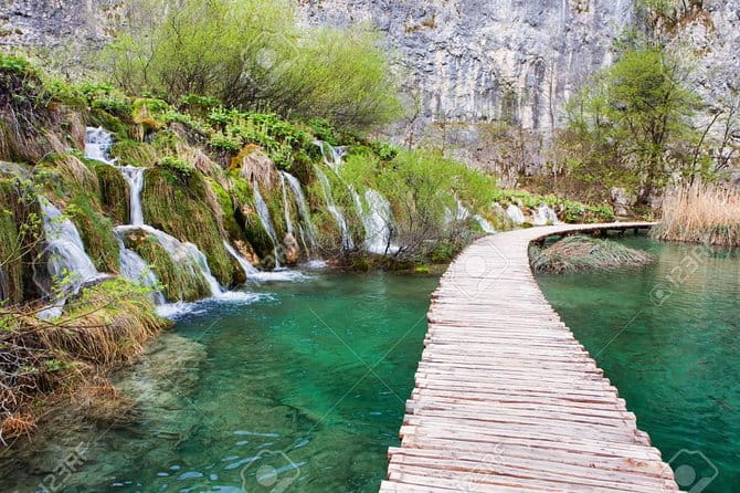 Private Split to Zagreb transfer with Plitvice Lakes Tour - Exploring Plitvice Lakes: Nature’s Masterpiece