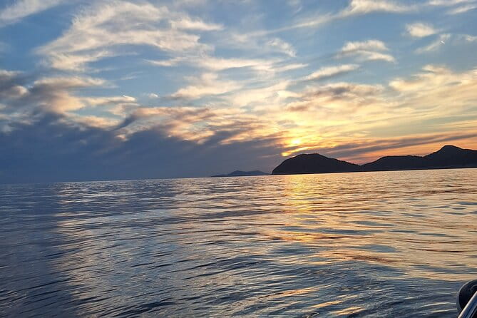 Private Sunset Boat Tour Visit to Dubrovnik with Drinks Included - Who Will Love This Tour?