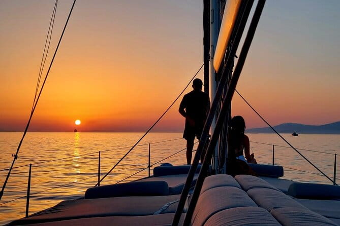 Private Sunset cruise to Rhenia&Little Venice with Mykonian Viand - Who Is This Tour Best For?