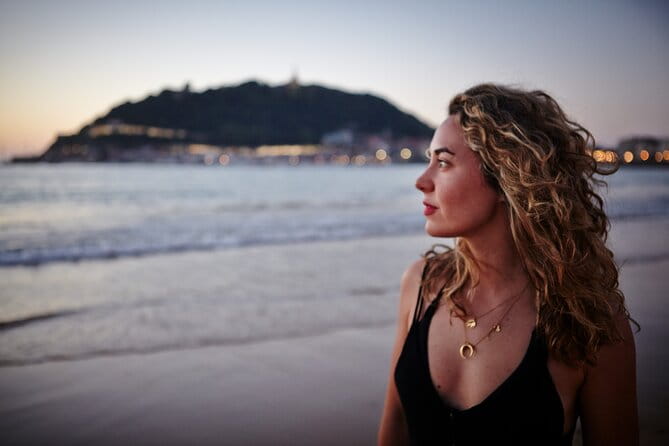 Private Sunset Photo Session on La Concha Beach - Meeting Point and Timing: Convenience and Flexibility