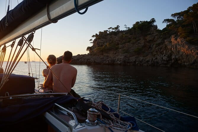 Private Sunset Sailing Tour along the North Coast - Practical Tips for Your Sailing Adventure