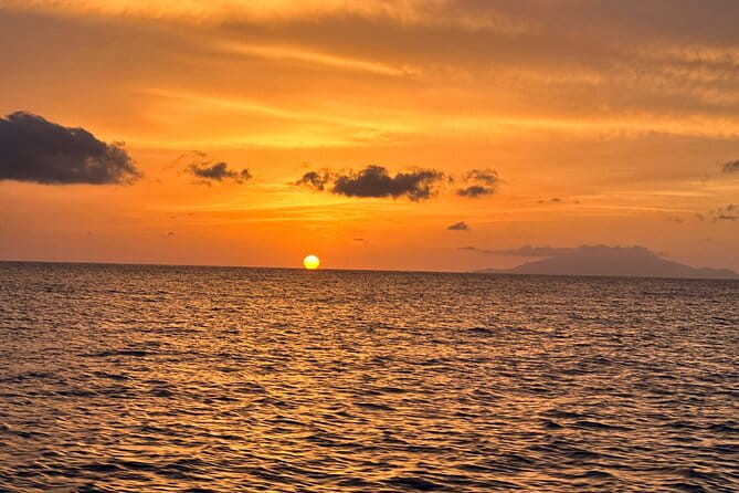 Private Sunset Tour on the Sorrento Coast - A boat tour to remember: setting sail from Marina Grande