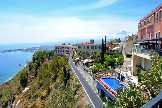 Private Taormina and Castelmola tour from Syracuse with lunch - The Meal and Tasting Experience