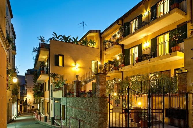 Private Taormina and Castelmola tour from Syracuse with lunch - Transportation and Timing: What You Need to Know