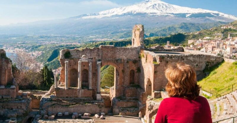 Private Taormina Top City Sights Walking Tour - The Experience of the Guide and the Stories Shared