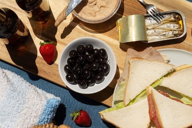 Private Tapas Tour in Barcelona with local guide - Key points / Takeaways