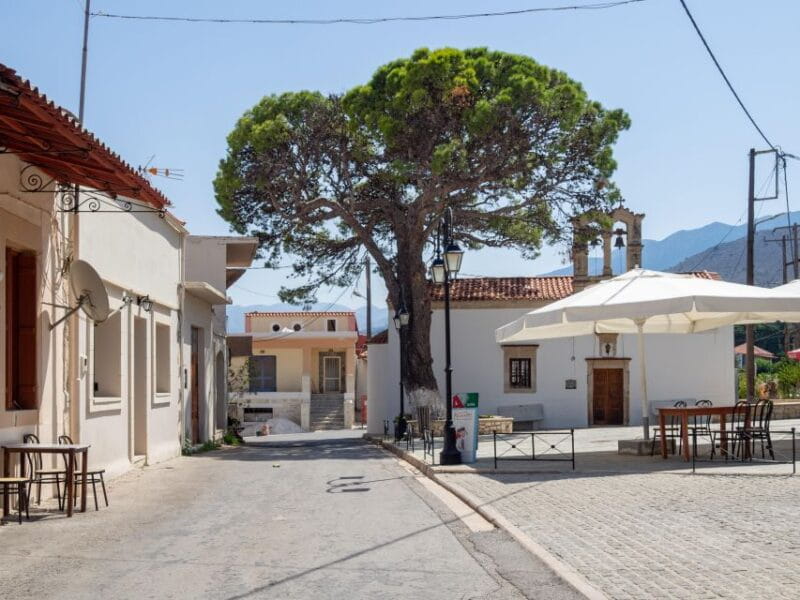 Private tasting of 6 cretan wines in Fres village - Discovering Fres: Village Charm Meets Cretan Wine