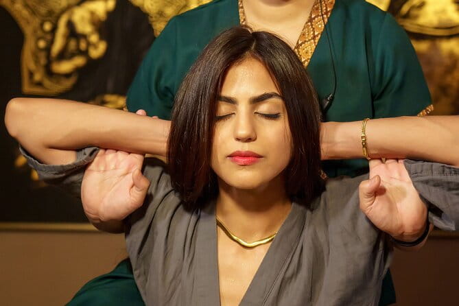 Private Thai Massage Session in Barcelona - Discovering Traditional Thai Massage in Barcelona: An Authentic Escape