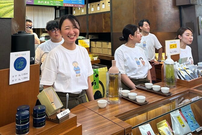 Private Tokyos Famed Tsukiji Fish Market Tour - Guide Experience