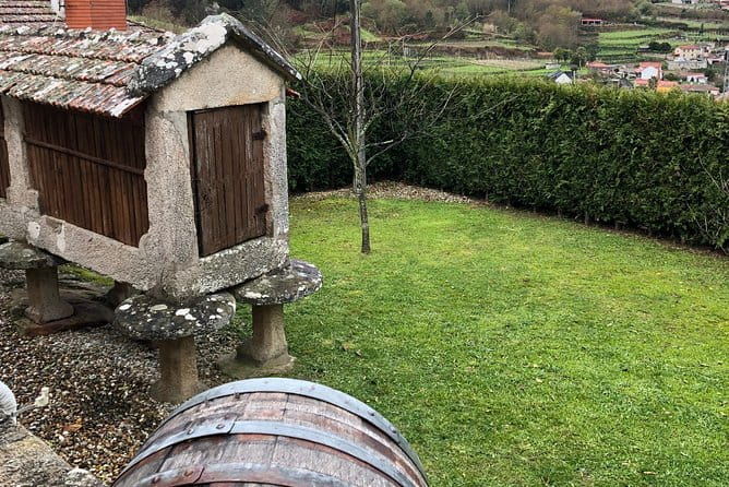 Private Tour Alvarinho (Melgaço and Monção) includes 3 wine tastings - FAQ