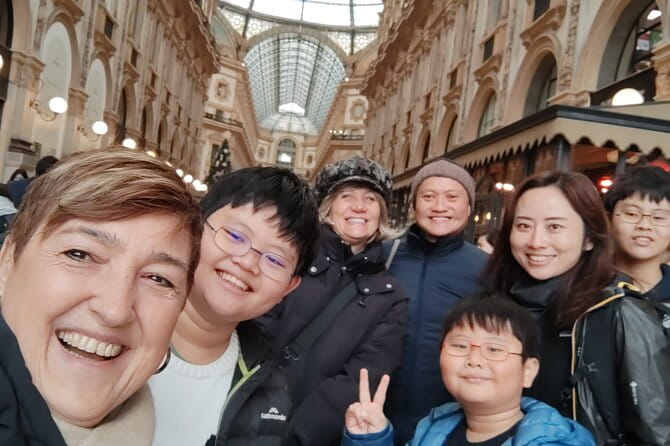 Private Tour and Cooking Class in Milano with a Milanese Family - Transport and Authenticity: The Old Milanese Tram Ride