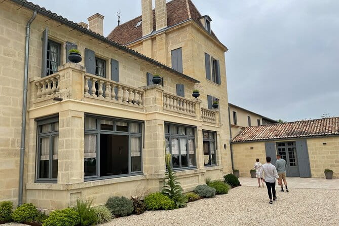 Private Tour and Tastings in St-Emilion: Grands Crus and Monuments - The Itinerary in Detail