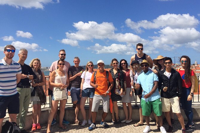 Private Tour Around Alfama and Mouraria - the Oldest Neighborhoods in Lisbon - Neighborhood Exploration and Insights