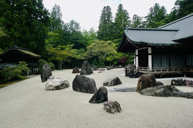 Private Tour at the Sacred Sites in Koyasan - Taking in the Shukubo Lodging Experience