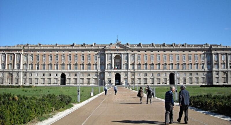 Private tour Caserta: Royal Palace & Outlet Shopping - Exploring the Palatial Grandeur of Caserta’s Royal Palace