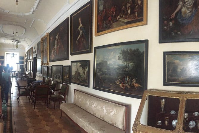 Private Tour: Cesky Krumlov Day Trip from Prague - Logistics and Value: Is It Worth the Price?