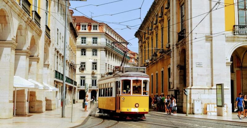 Private Tour - Customizable Full-Day Journey in Lisbon - Deep Dive into the Itinerary and Experience