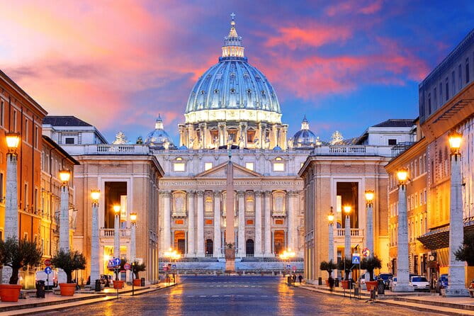 Private Tour: Deluxe Vatican Museum and St. Peter's Basilica with Hotel pick-up - St. Peter’s Basilica: The Heart of Catholicism