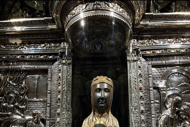 Private Tour from Barcelona to Montserrat - The Sum Up