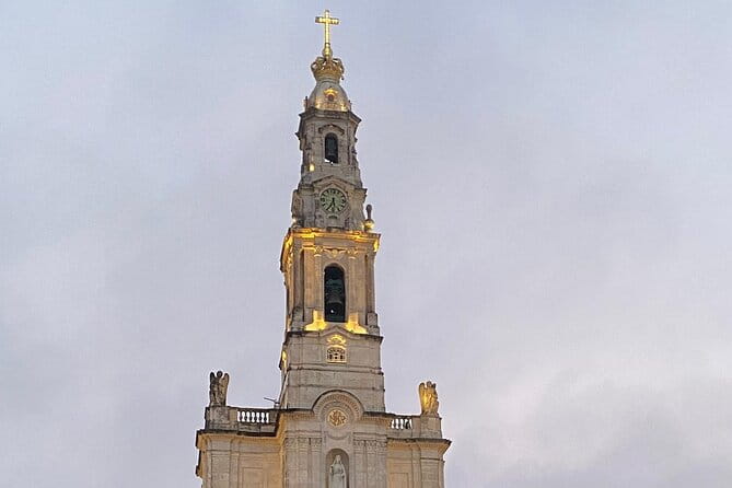 Private Tour from Lisbon to Fatima Nazare and Obidos - Óbidos: Medieval Charm in Every Corner