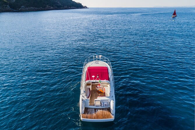 Private Tour from Sorrento to Capri - Raffaelli Shamal 40 - FAQs