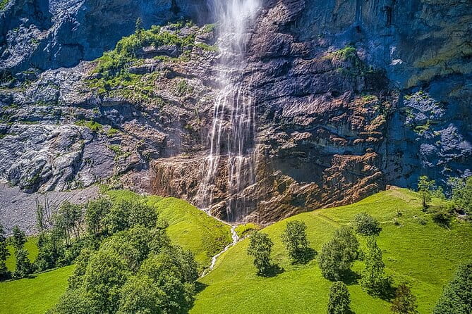 Private tour from Zurich to Interlaken and Lauterbrunnen Valley - Price and Logistics: Is it Worth It?