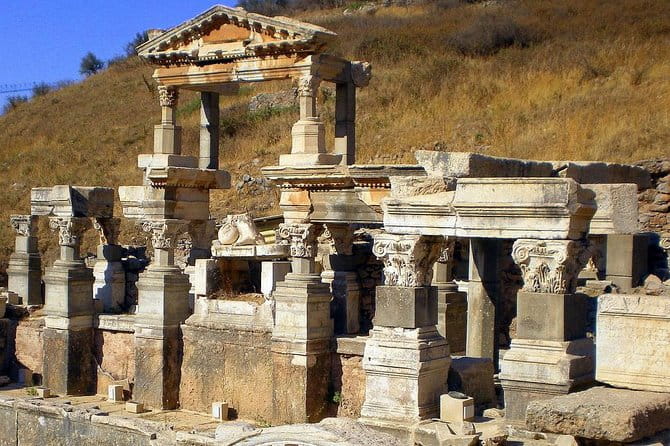 Private Tour: Full-Day Ephesus Highlights from Kusadasi - Exploring the Full-Day Ephesus Highlights Tour