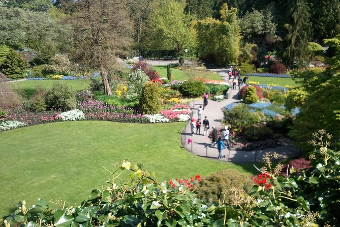 Private Tour: Gardens of Vancouver - Van Dusen Botanical Garden