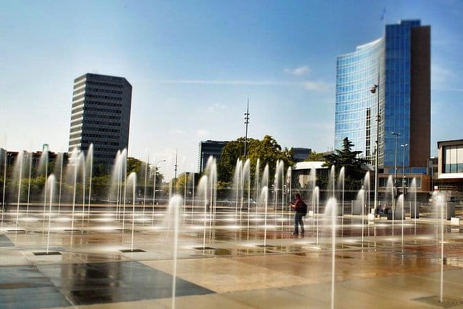 Private Tour in Geneva City - Exploring Geneva in Depth: What You Can Expect