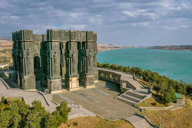 Private Tour in Mtskheta , Jvari and Tbilisi - Discovering Georgia’s Treasured Sites in a Compact Tour