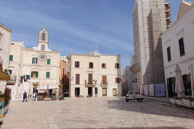 Private tour in Polignano a Mare: overlooking the sea - What Makes This Tour Stand Out