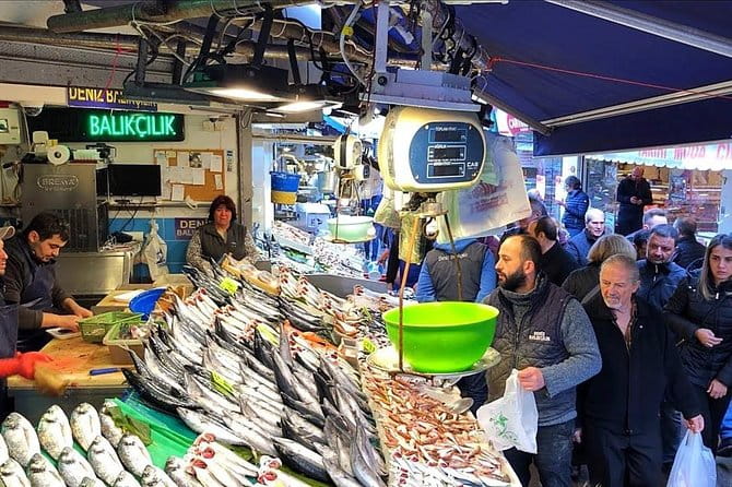 Private Tour - Istanbul Food Walking Tour of Kadikoy with Breakfast - Introduction to Istanbul’s Food Scene