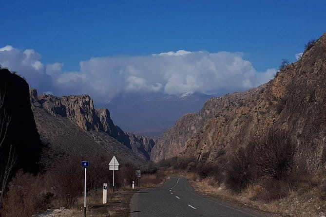 Private Tour: Khor Virap, Areni, Noravank, Jermuk - The Full Experience: A Step-by-Step Breakdown