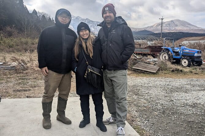 Private Tour Meet the Sheep of Aso and Pick Aso Strawberries - Lunch and Snacks