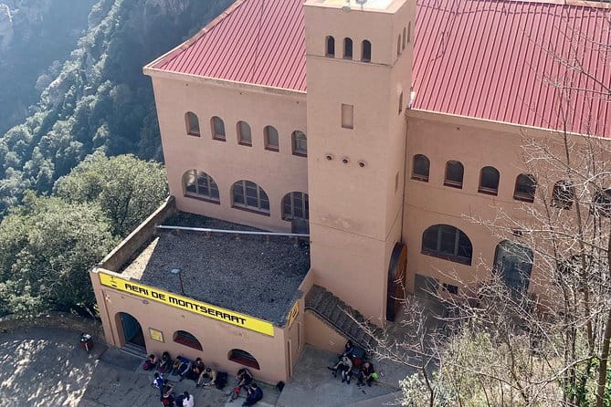 Private Tour: Montserrat and Cava Visit - Cava Tasting at a Local Winery: A Sparkling Finale