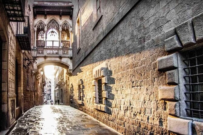 Private Tour of 2 hours and a half of the Civil War in Barcelona - Exploring Barcelona’s Civil War Past in Depth